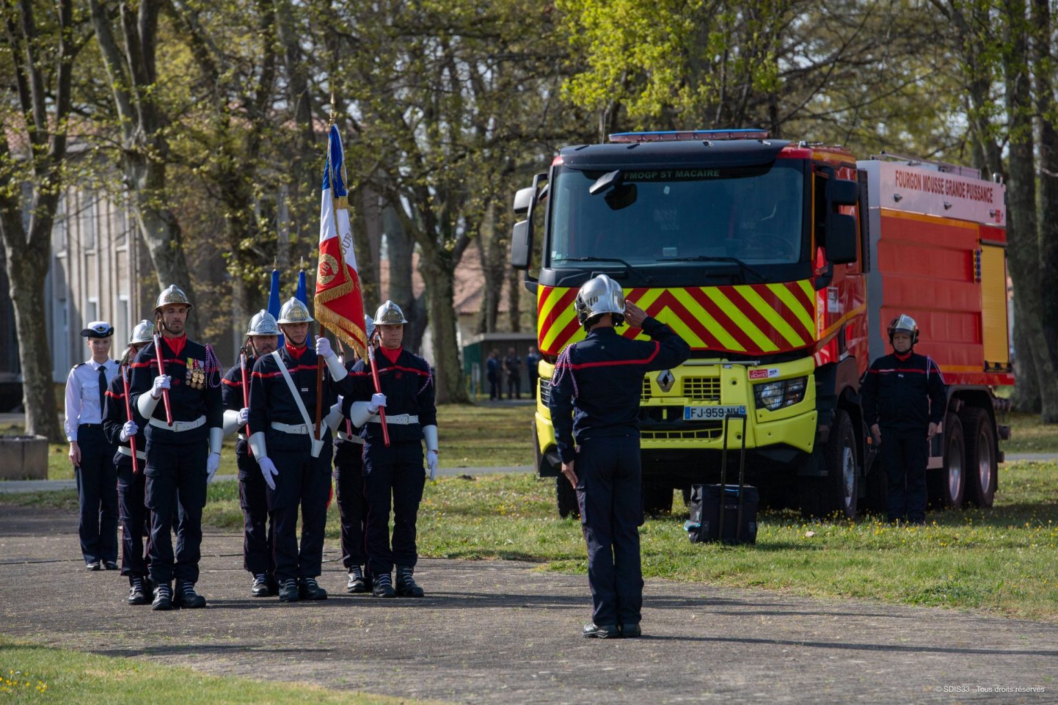 Cérémonie Commémorative Et Mise à L'honneur Des Sapeurs-pompiers De La ...